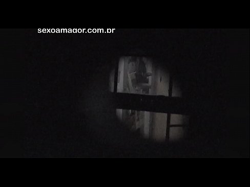 ❤️ Blondie filmohet fshehurazi nga një soditës i lagjes i fshehur pas tullave të zbrazëta ☑ Porno fb në pornografi sq.tube-sexer-com.ru ❌️❤
